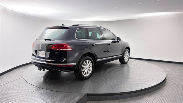 Used 2015 Volkswagen Touareg Sport AWD/4WD image 8