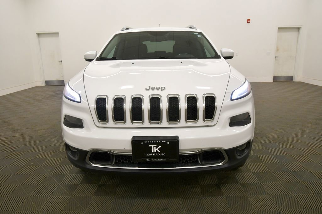 Used 2017 Jeep Cherokee Limited image 11