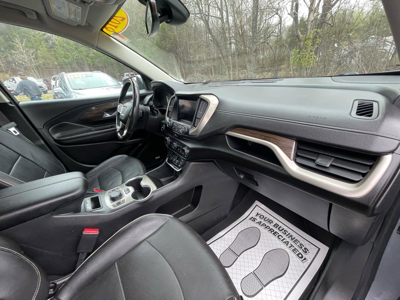 Used 2018 GMC Terrain Denali w/ Advanced Safety Package AWD/4WD image 28