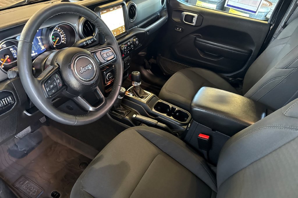 Used 2022 Jeep Gladiator Sport AWD/4WD image 10