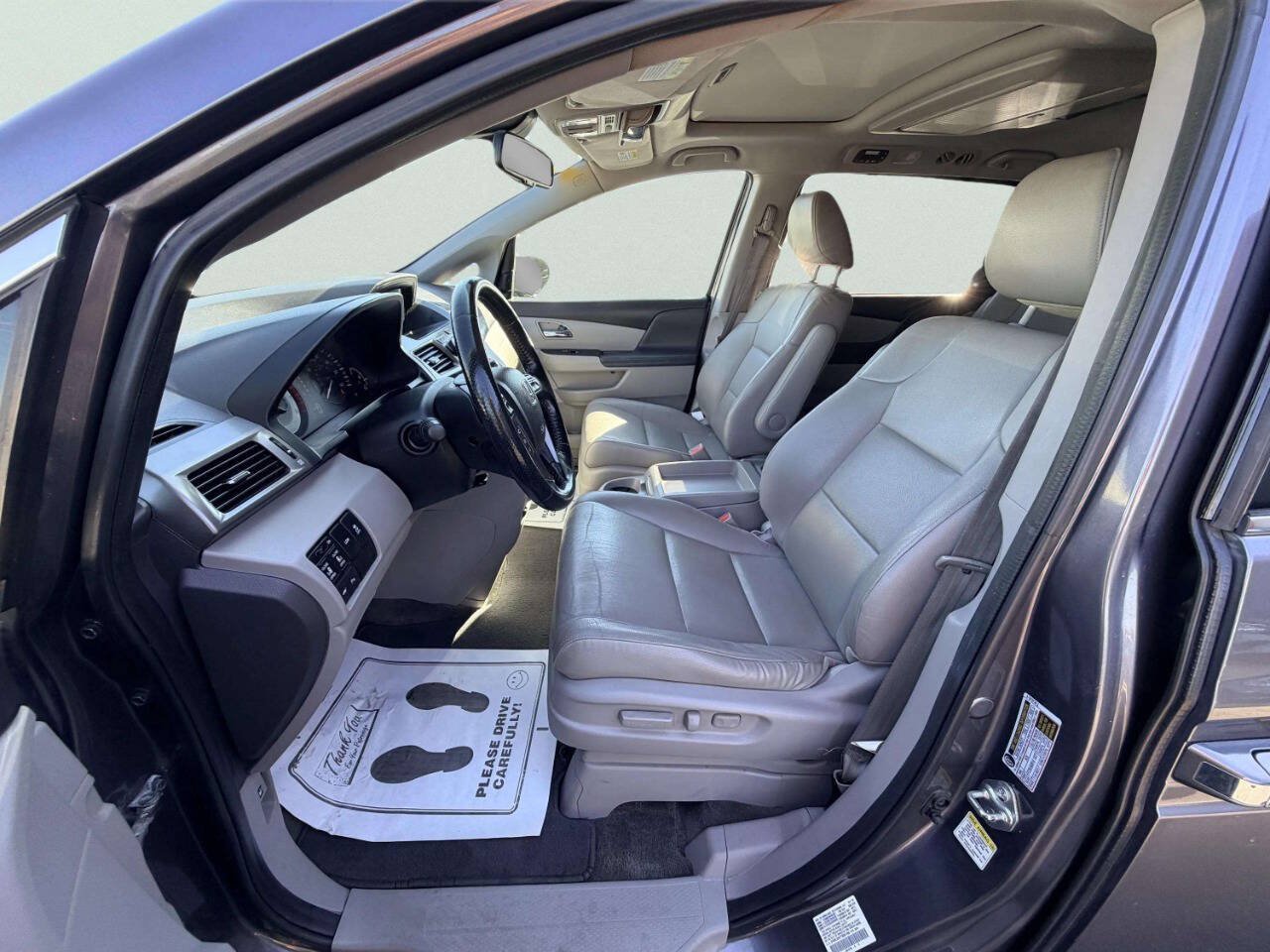 Used 2015 Honda Odyssey Touring Elite image 23