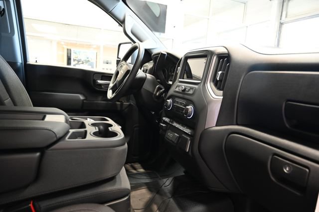 New 2026 Chevrolet Silverado 2500 Custom w/ Custom Value Package AWD/4WD image 14