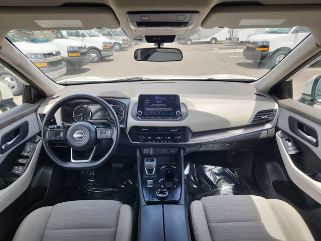 Used 2023 Nissan Rogue SV AWD/4WD image 34