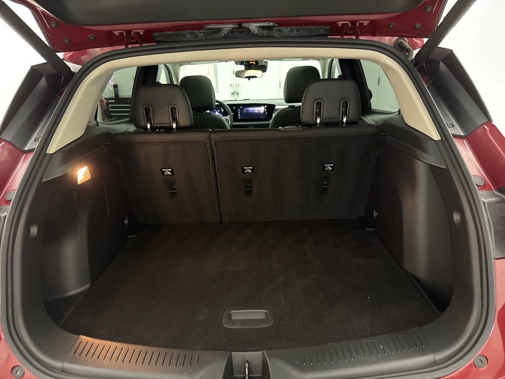 Used 2024 Buick Encore GX Sport Touring w/ Experience Buick Package FWD image 6