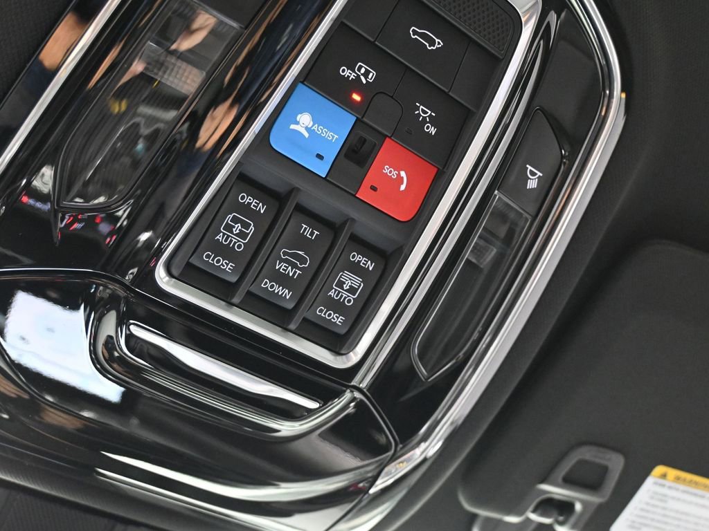 Used 2024 Jeep Grand Cherokee Overland w/ Luxury Tech Group IV image 44