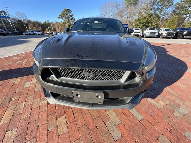 Used 2017 Ford Mustang GT Premium w/ Equipment Group 401A image 2
