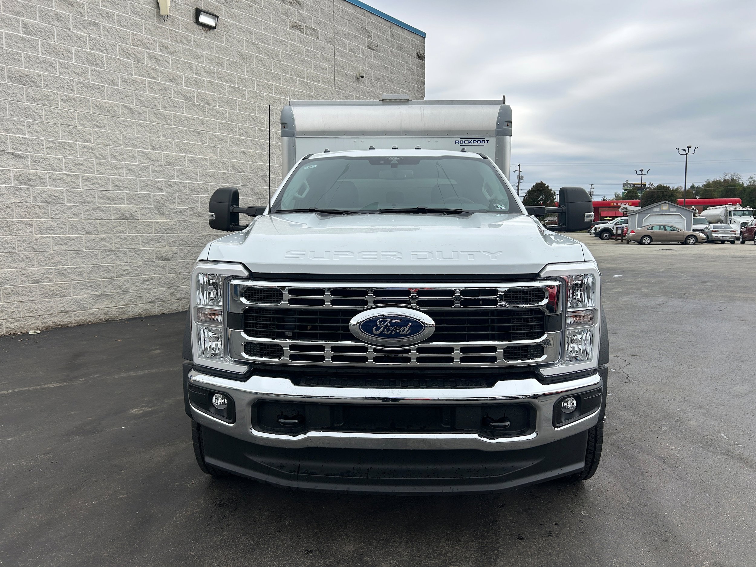 New 2025 Ford F450 XLT w/ XLT Value Package AWD/4WD image 16