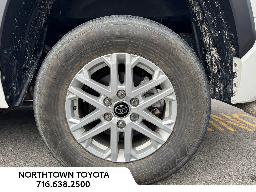 Used 2024 Toyota Tundra SR5 w/ SR5 Convenience Package AWD/4WD image 27
