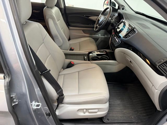 Used 2022 Honda Pilot Touring image 37