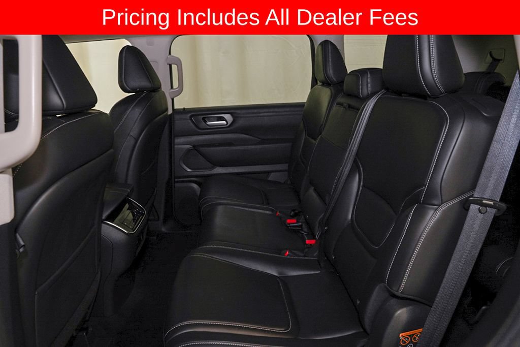 Certified 2025 Nissan Armada SV AWD/4WD image 9