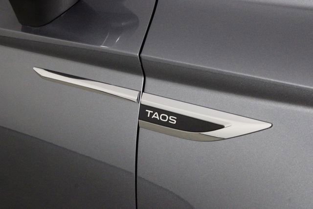 Used 2022 Volkswagen Taos SE image 44