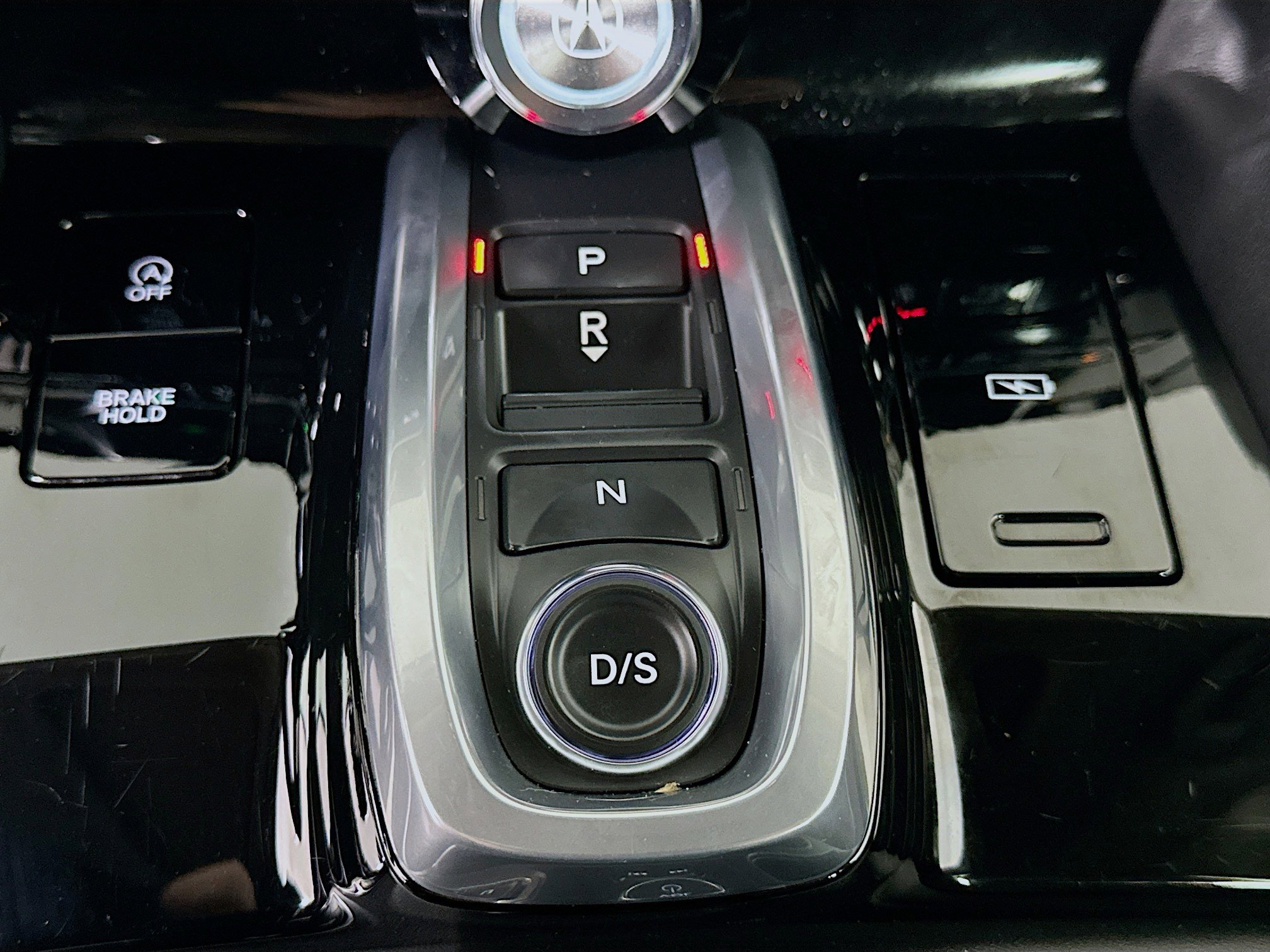 Used 2023 Acura MDX SH-AWD w/ Technology Package image 25