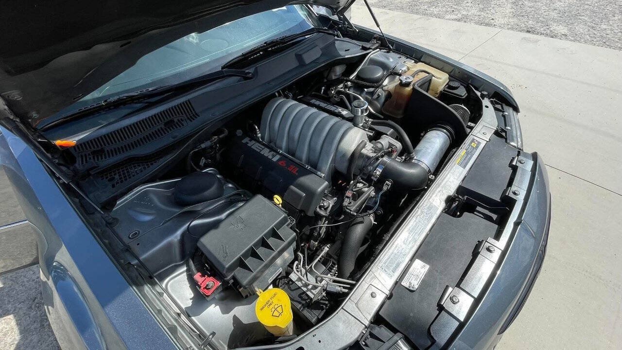 Used 2006 Chrysler 300 SRT8 w/ SRT Option Group II RWD image 10