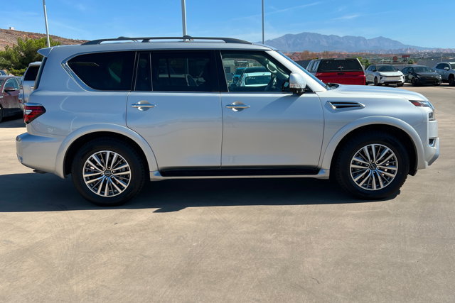 Used 2023 Nissan Armada SL w/ Captain's Chairs Package AWD/4WD image 6