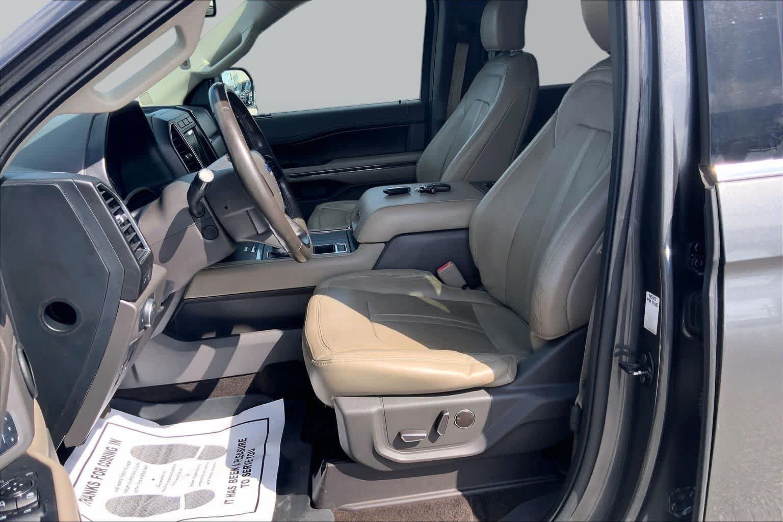 Used 2018 Ford Expedition Limited RWD image 8