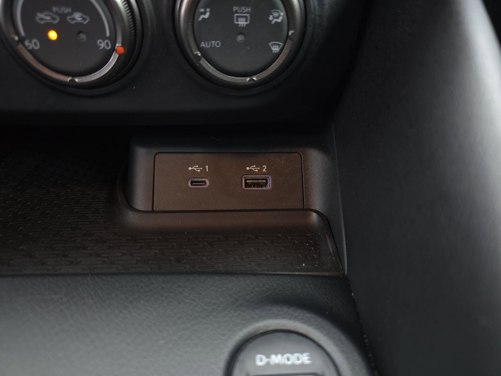 Used 2023 Nissan Z Performance w/ Floor Mat Package (L93) image 22