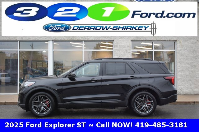 Used 2025 Ford Explorer ST image 2