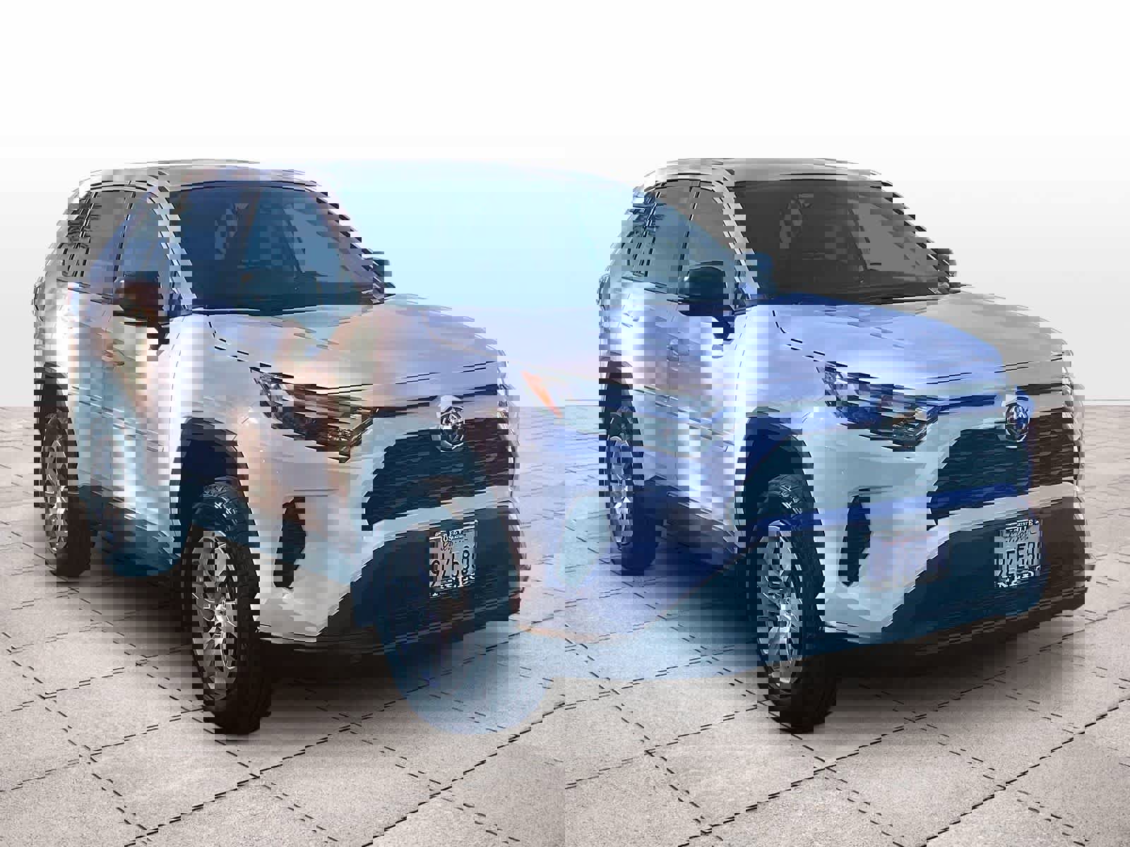 Used 2024 Toyota RAV4 LE image 2