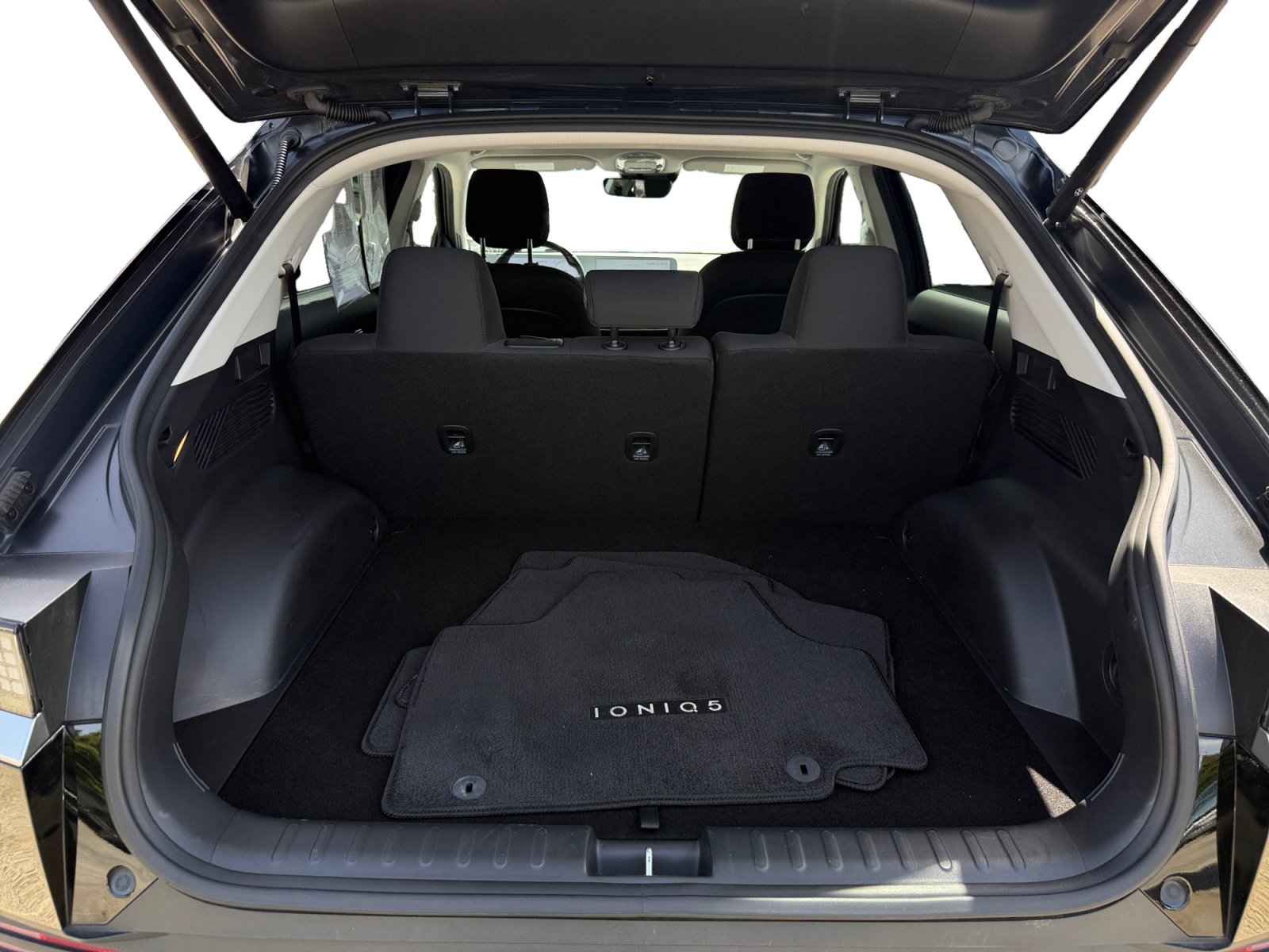 Certified 2024 Hyundai Ioniq 5 SEL RWD image 17