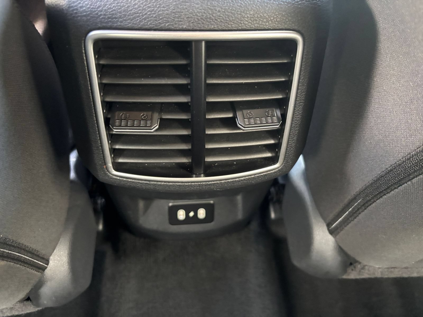 Used 2026 Kia Sportage LX FWD image 21
