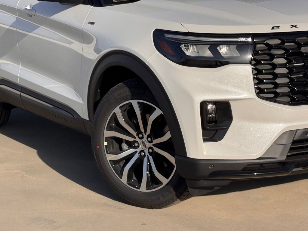 New 2026 Ford Explorer ST-Line image 4