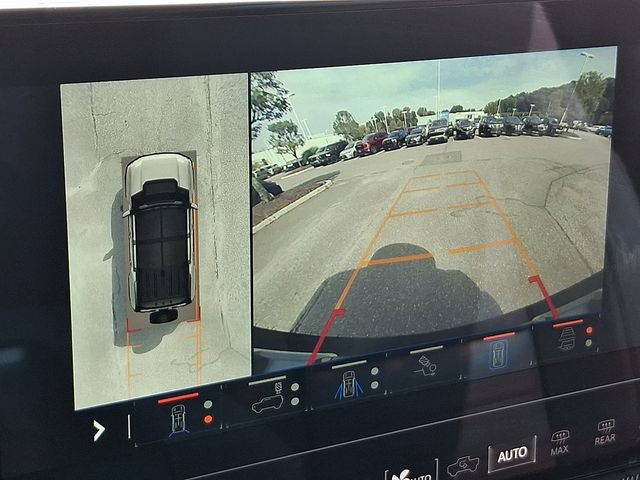 Used 2024 GMC Hummer EV 3X AWD/4WD image 13