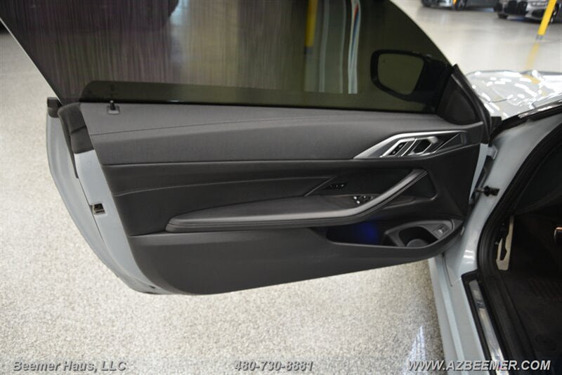 Used 2022 BMW 430i Coupe w/ M Sport Package RWD image 38