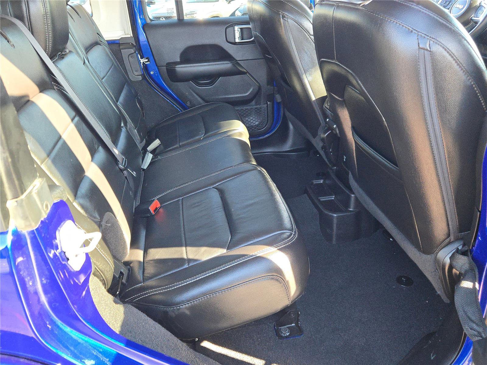 Certified 2018 Jeep Wrangler Unlimited Sahara image 11