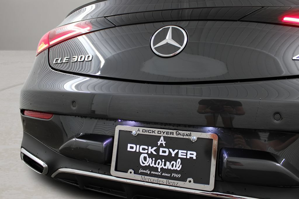 Used 2025 Mercedes-Benz CLE 300 4MATIC Coupe image 34