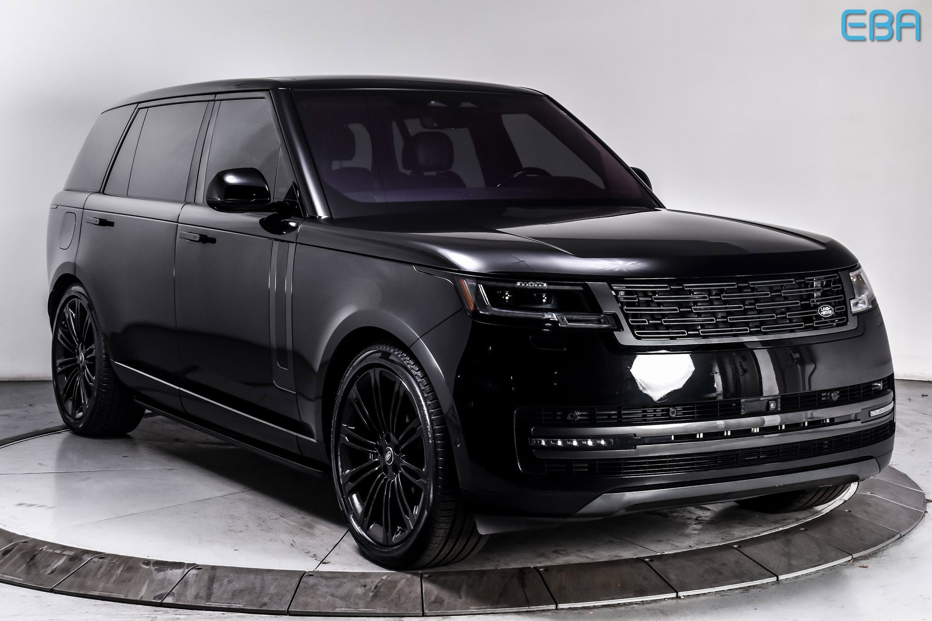 Used 2023 Land Rover Range Rover Long Wheelbase SE