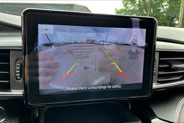 Used 2023 Ford Explorer ST-Line w/ Class IV Trailer Tow Package RWD image 21