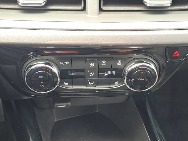 Certified 2024 Chevrolet Trax ACTIV FWD image 31