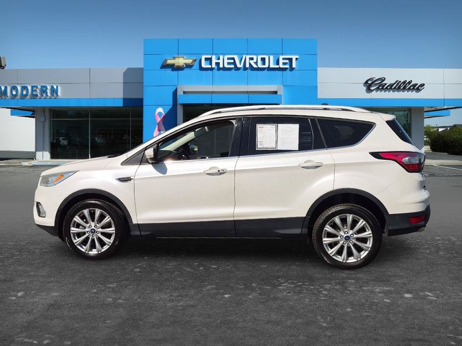 Used 2017 Ford Escape Titanium w/ Equipment Group 301A AWD/4WD image 2