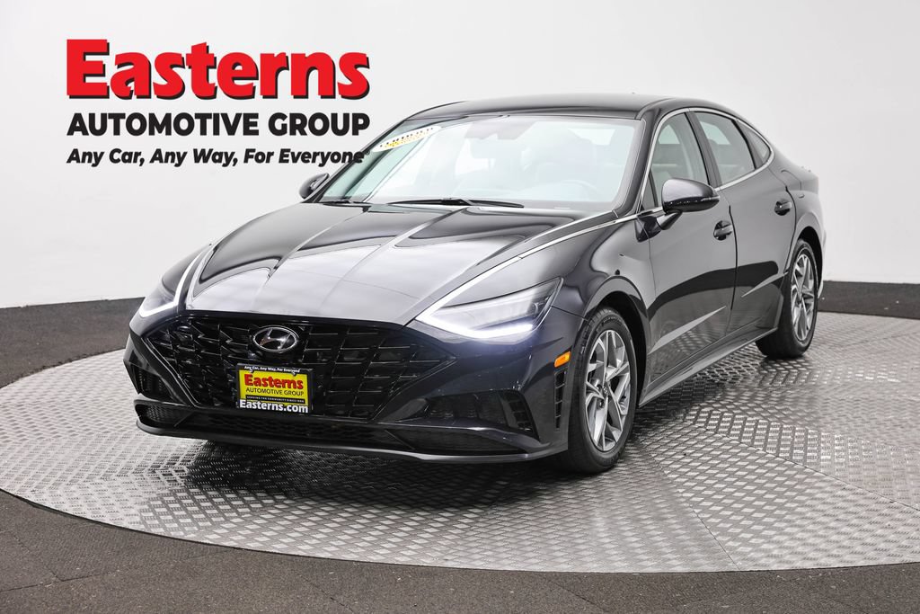 Used 2023 Hyundai Sonata SEL FWD image 1