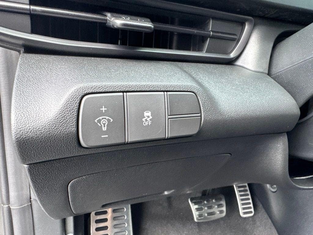 New 2026 Hyundai Elantra SEL Sport FWD image 12