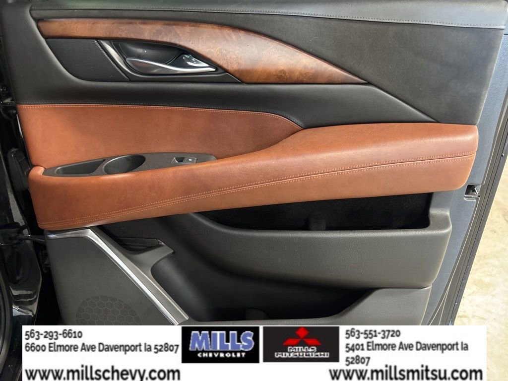 Used 2015 Cadillac Escalade ESV Premium AWD/4WD image 18