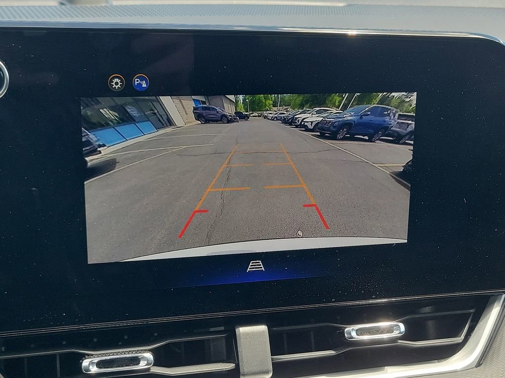 Used 2025 Chevrolet Equinox LT FWD image 29