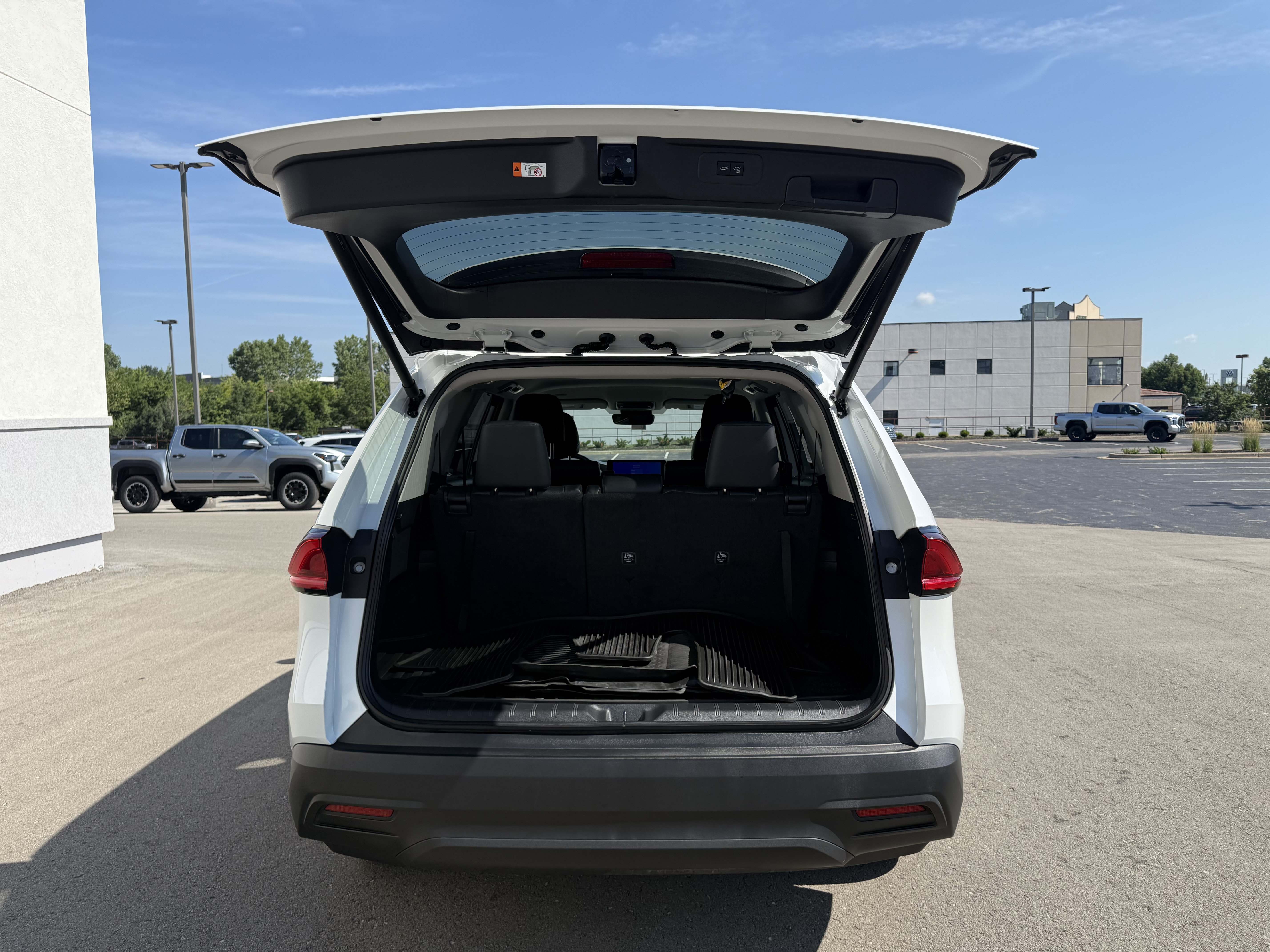 Certified 2024 Toyota Grand Highlander AWD image 22