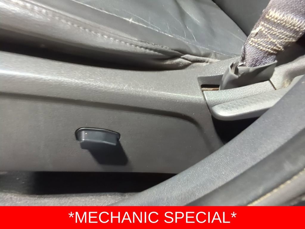 Used 2010 Dodge Journey R/T w/ Navigation & Sound Group I image 24