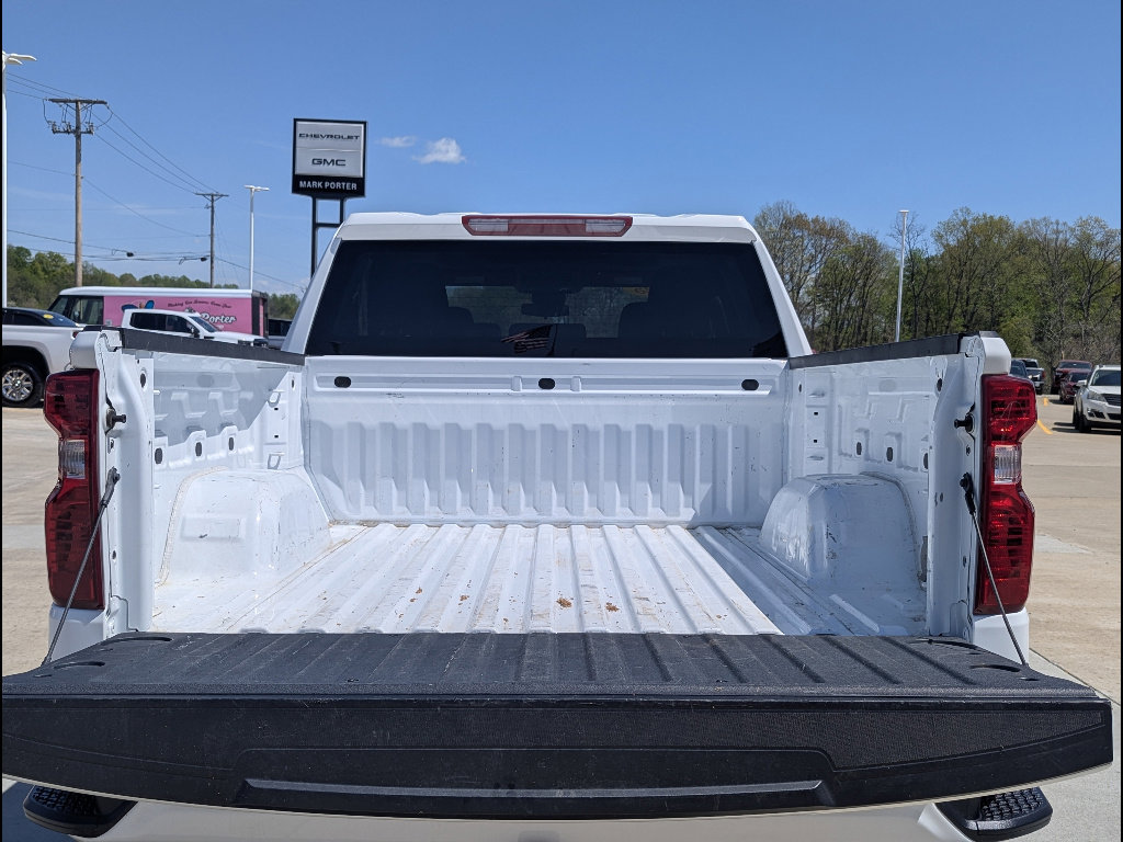 Used 2025 Chevrolet Silverado 1500 Custom AWD/4WD image 15