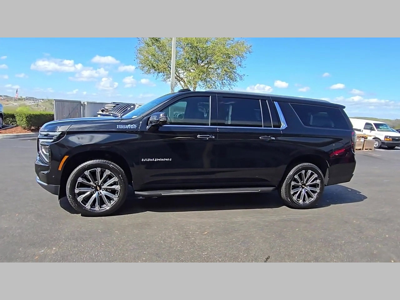 New 2026 Chevrolet Suburban High Country w/ Sun And Tow Package image 21