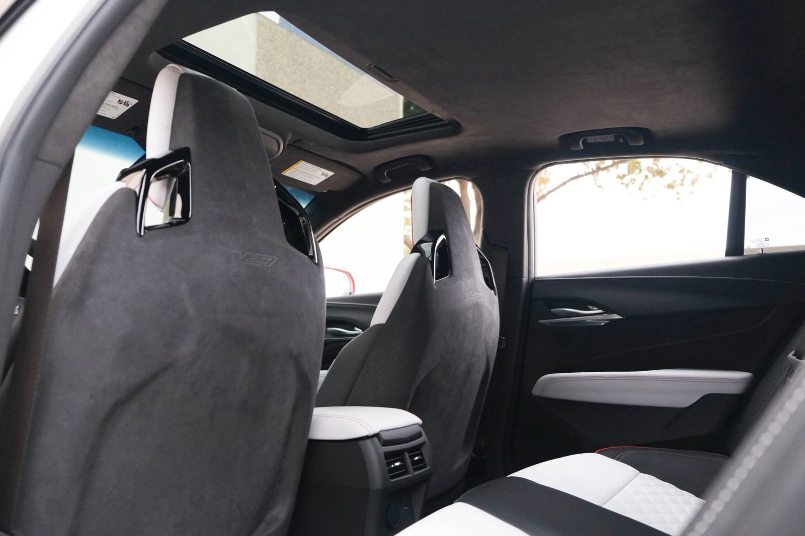 Used 2022 Cadillac CT4 V Blackwing w/ Carbon Fiber 1 Package image 29