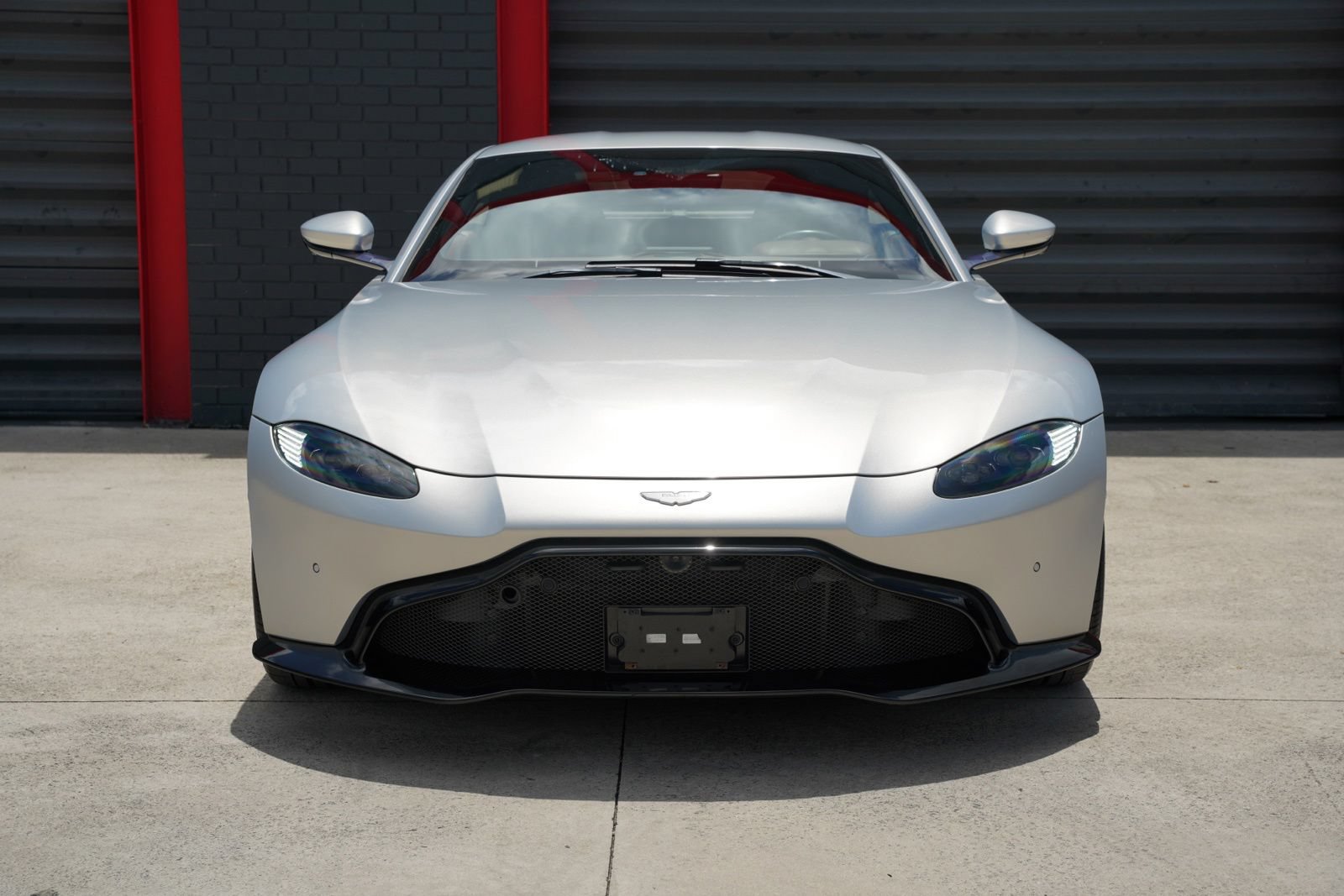 Used 2020 Aston Martin V8 Vantage Coupe RWD video 2