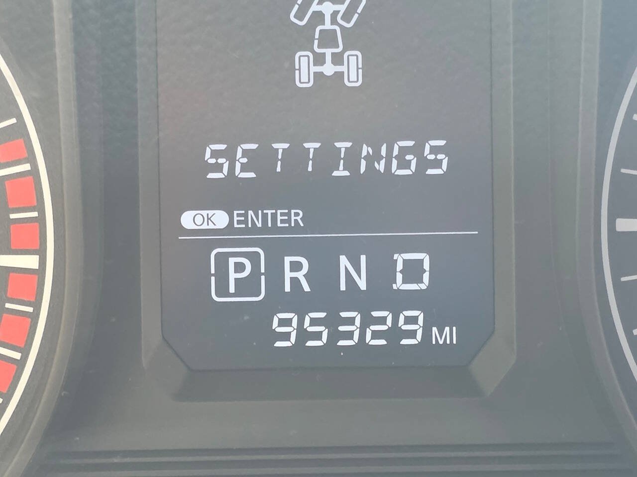 Used 2017 Nissan Titan S AWD/4WD image 18