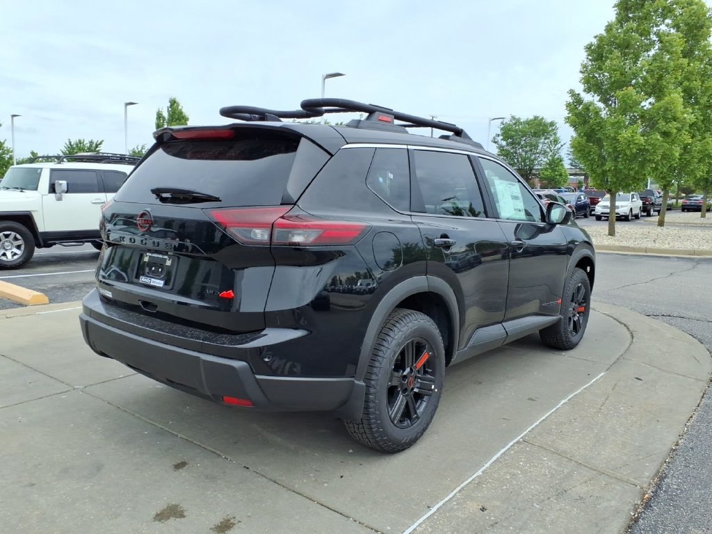 New 2026 Nissan Rogue SV AWD/4WD image 7