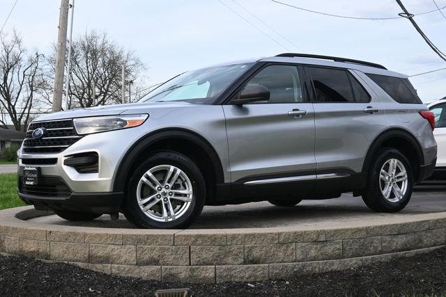 Used 2020 Ford Explorer XLT w/ Comfort Package AWD/4WD image 1