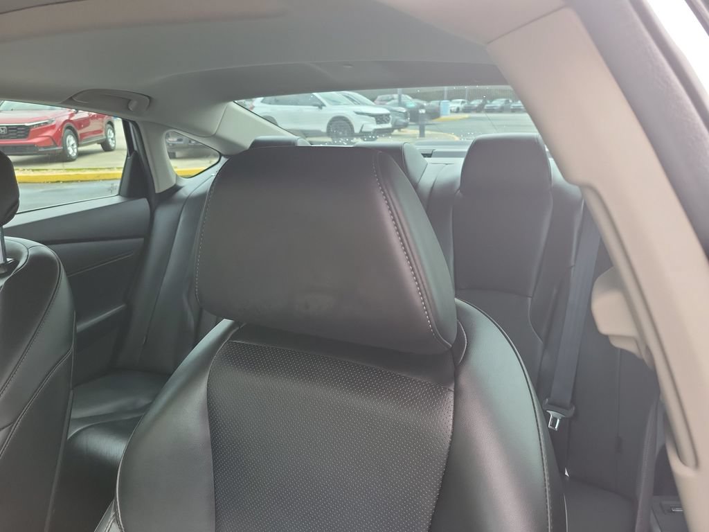 Used 2023 Honda Accord EX-L image 18