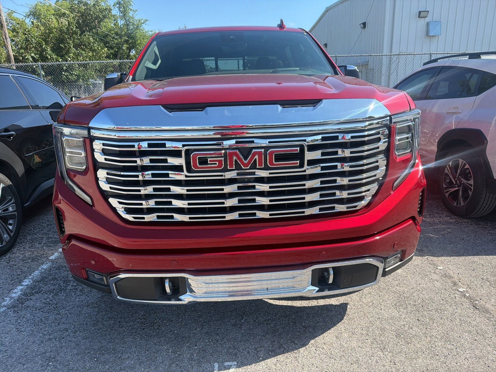 Used 2024 GMC Sierra 1500 Denali w/ Denali Reserve Package RWD image 3