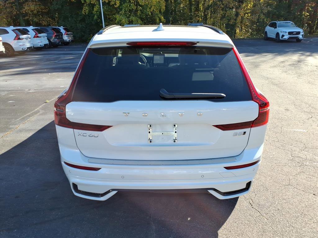 New 2026 Volvo XC60 B5 Ultra w/ Protection Package Premier image 4
