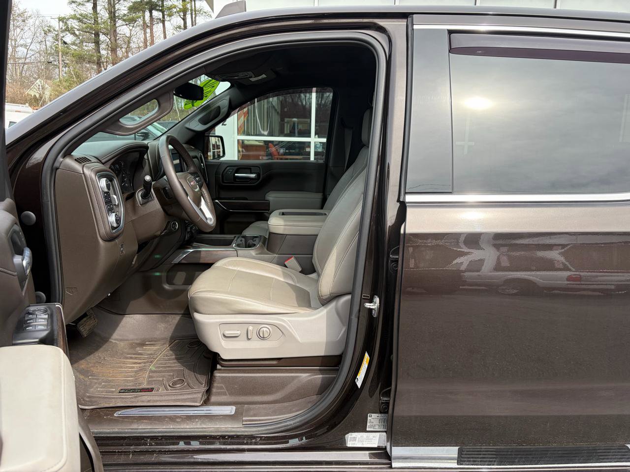 Used 2020 GMC Sierra 1500 SLT w/ SLT Premium Plus Package AWD/4WD image 22